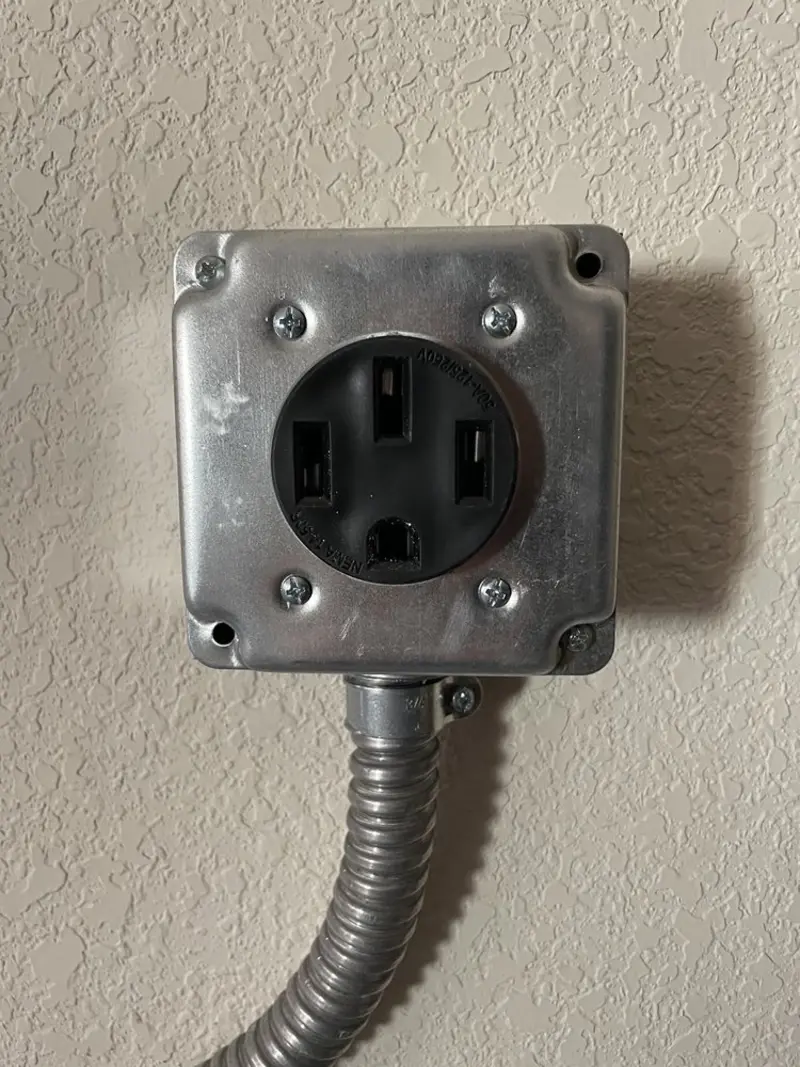 NEMA 14-50 outlet installed for Smart Home Electrical in La Plata